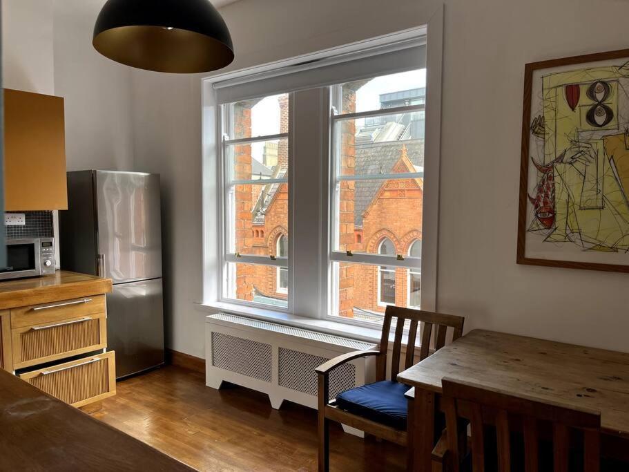 Charming City Townhouse Дублін Екстер'єр фото